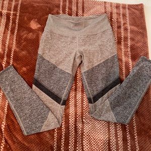 Alo Yoga High-Waist Alosoft Sheila Legging